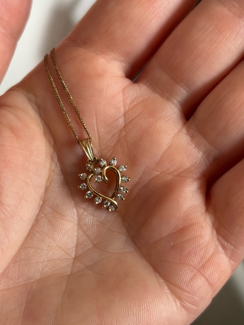 10k Gold Diamond Heart Pendant - Picture 6 of 11